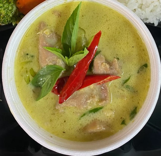 Green Curry Chicken (Gaeng Keow Wan Gai)
