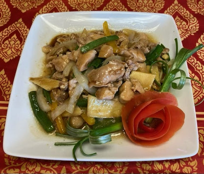 Ginger Chicken (Gai Pad Khing)