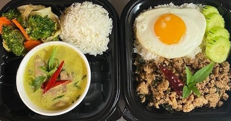 Green Curry Chicken (Gaeng Keow Wan Gai)